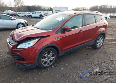 2015 Ford Escape Titanium z USA, uszkodzony, nr VIN 1FMCU9J92FUC72288